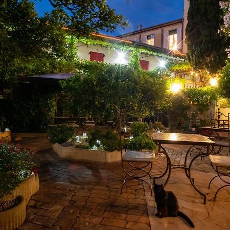 הייר Hotel Les Orangers מראה חיצוני תמונה